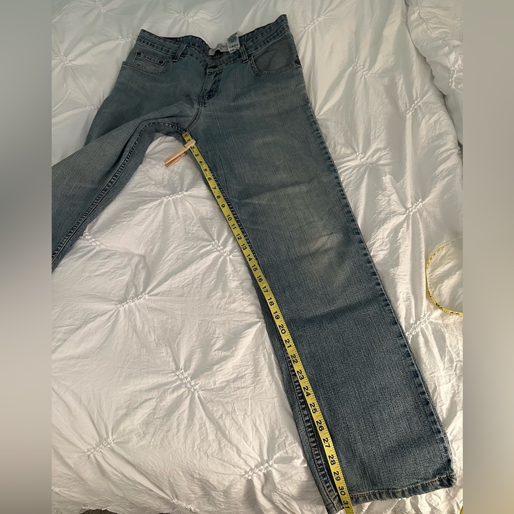 🚺 Levi’s mid rise straight jeans - Picture 8 of 8